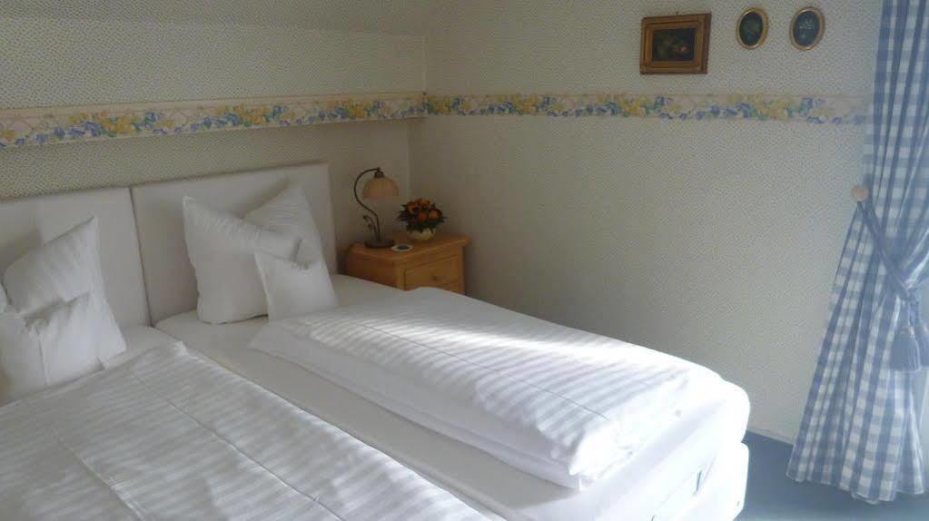 Hotel Landhaus Lahmann Bad Eilsen Экстерьер фото