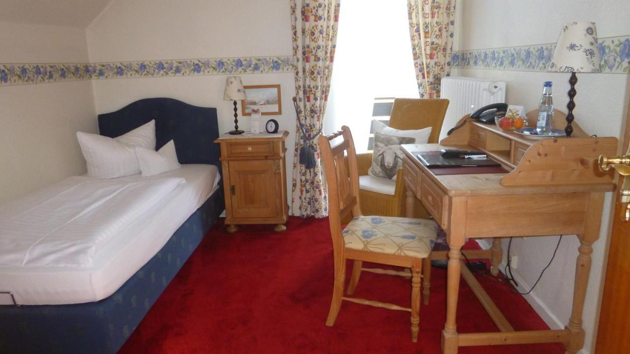 Hotel Landhaus Lahmann Bad Eilsen Экстерьер фото