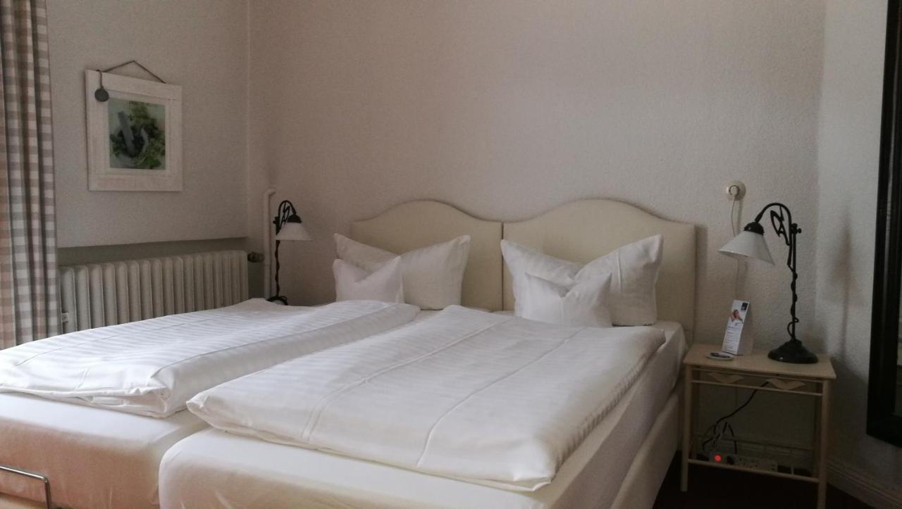 Hotel Landhaus Lahmann Bad Eilsen Экстерьер фото
